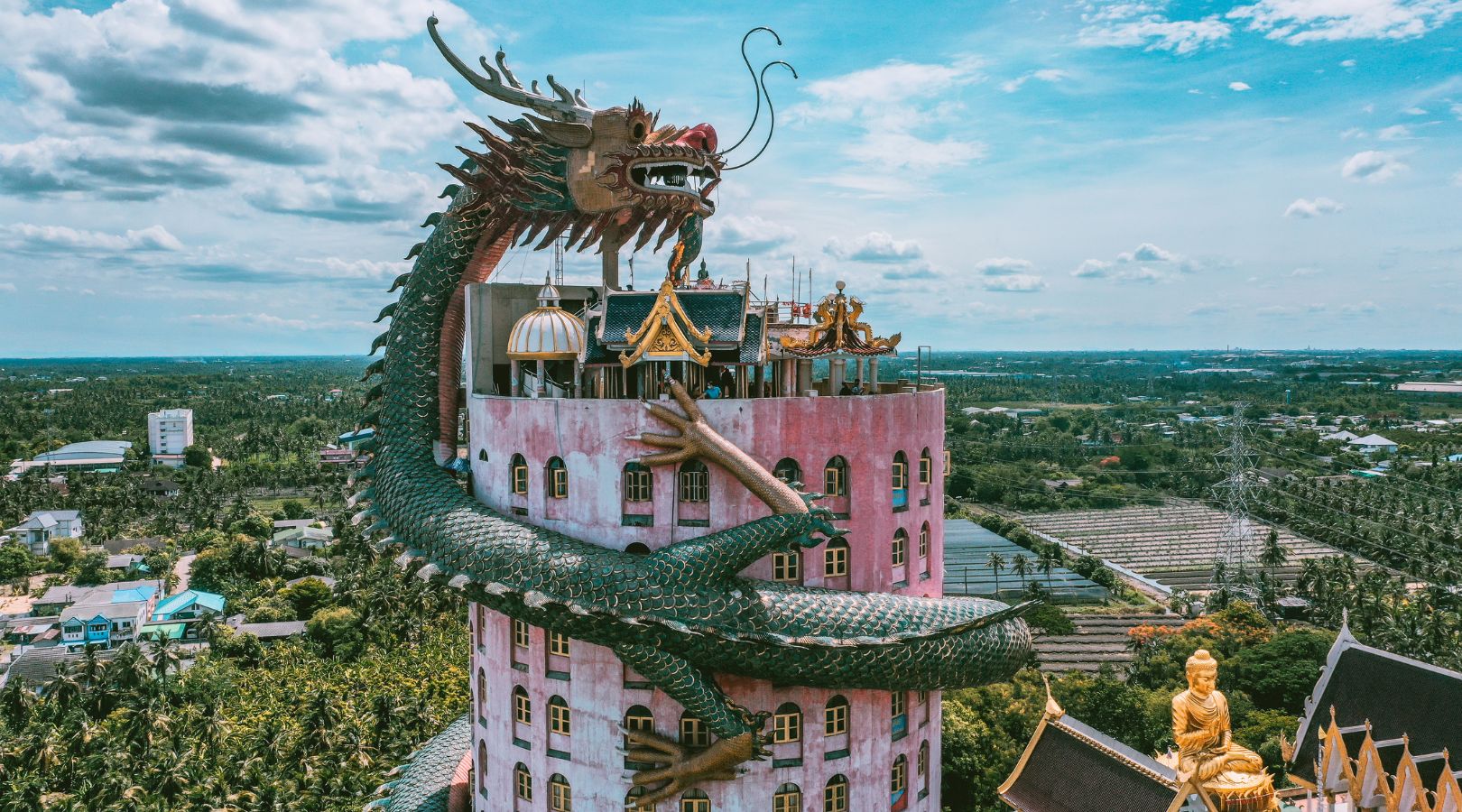 ワット・サンプラン到着